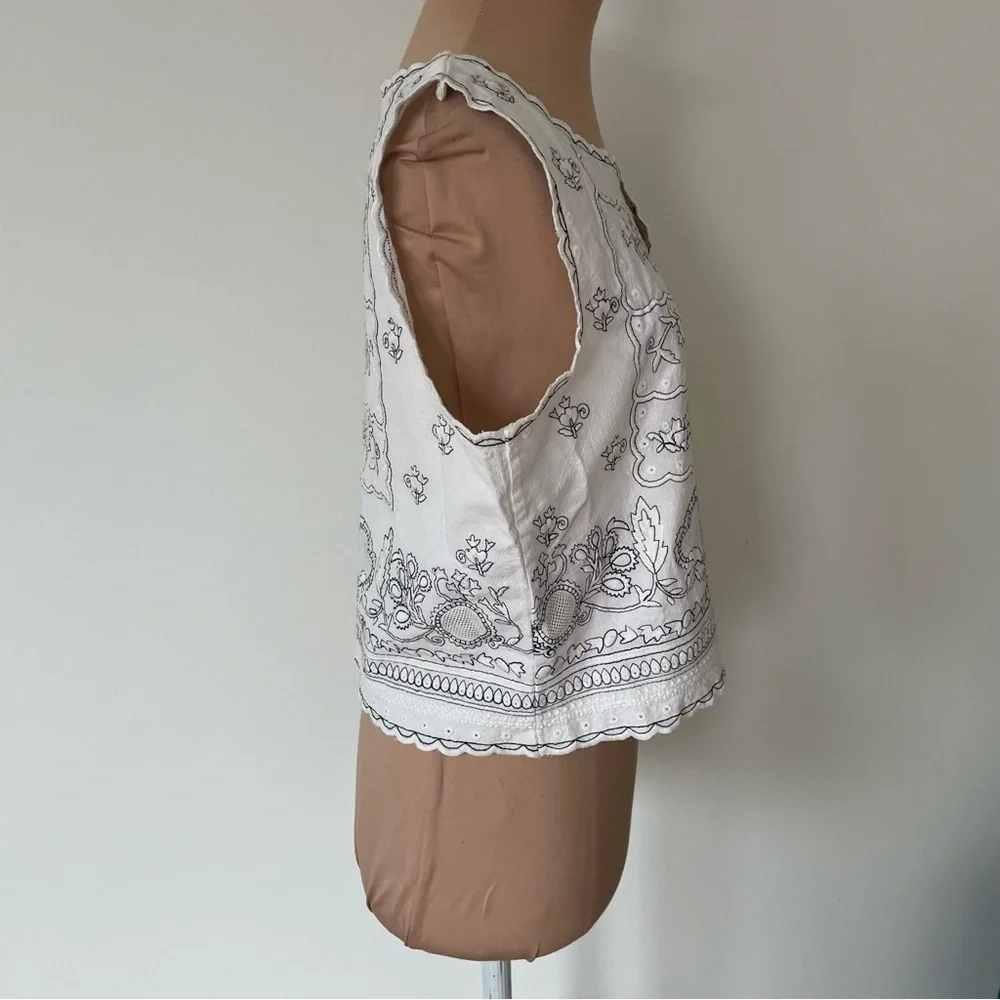 Scarlett Poppies Vintage Vouge White Embroidered Sleeveless Scallop Hem Top Sz S - Picture 5 of 11